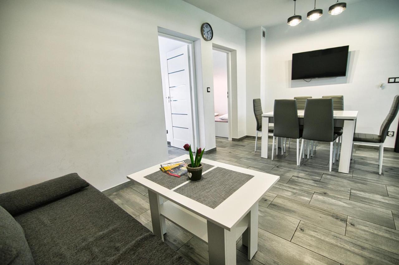 זאטור Apartamenty Izabell By Housine מראה חיצוני תמונה