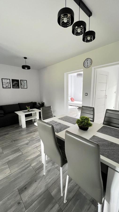 זאטור Apartamenty Izabell By Housine מראה חיצוני תמונה