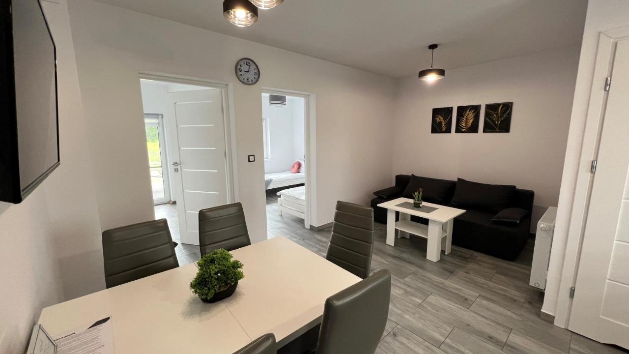 זאטור Apartamenty Izabell By Housine מראה חיצוני תמונה